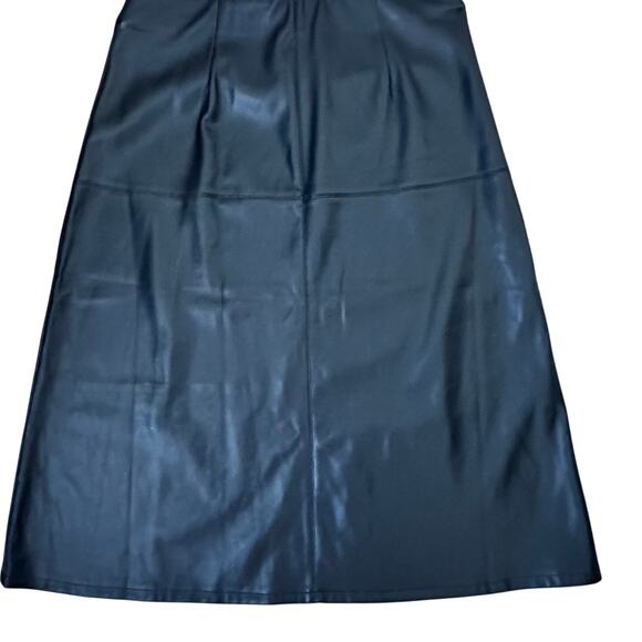 Andrew Marc NY Black Leather Midi Skirt Size Medium Super Soft - Picture 4 of 4